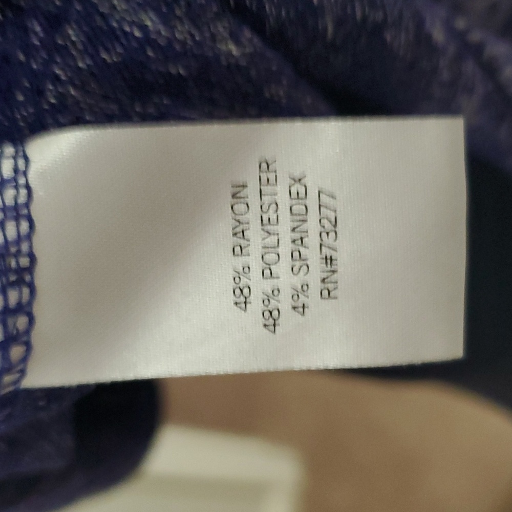 Apt.9 M marled blue and grey cold shoulder cozy knit medium weight top - Picture 6 of 7